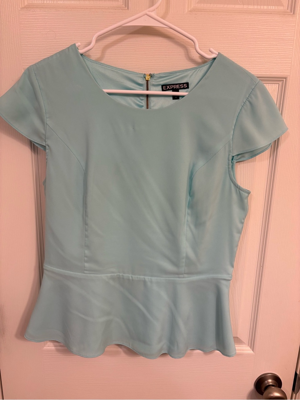 Express Peplum Tops – 2 pc Bundle Lot - Size Medium - Coral Pink & Light Blue - Picture 2 of 13